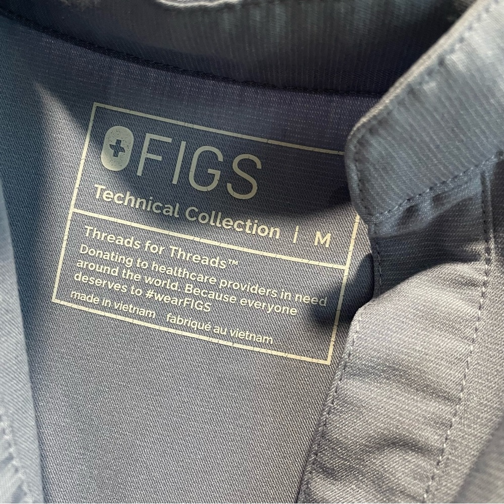 Figs Rafaela Oversized Scrub Top - Picture 5 of 7